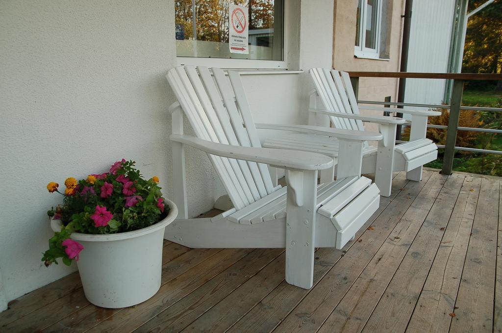 Bokloster Villahotell Märsta Exterior foto